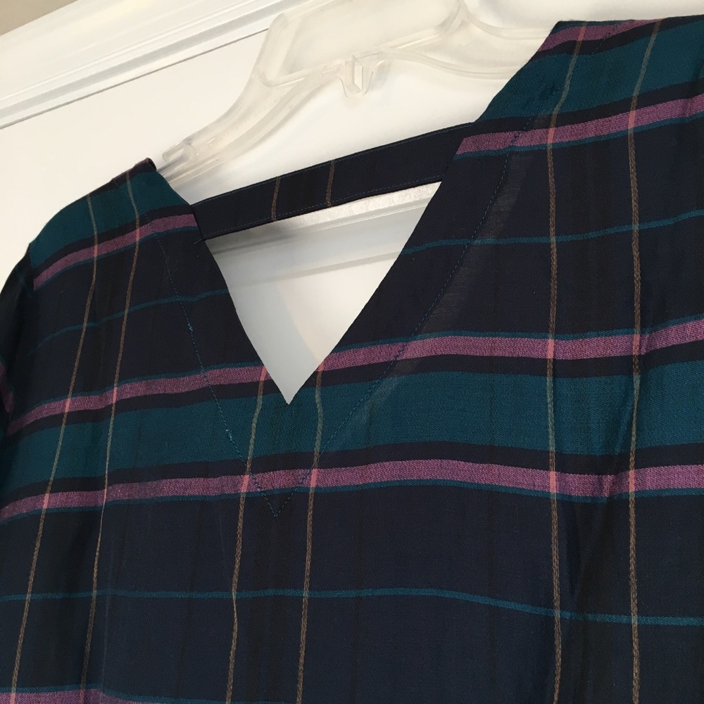 NWT LOFT Plaid Bar Back Blouse • XS - Picture 2 of 6
